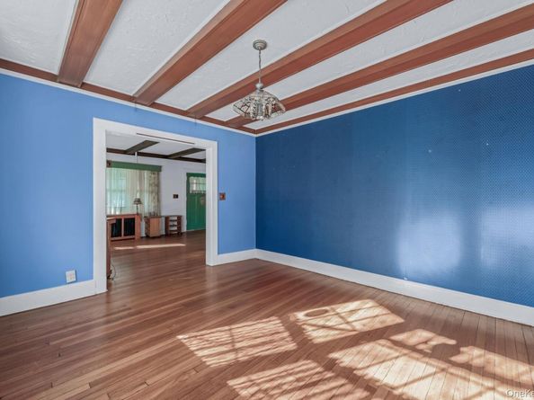 4611 245th Street, Douglaston NY 11362