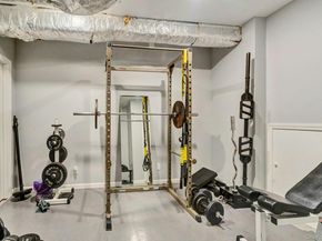 31 The Glen 31, Glen Head NY 11545