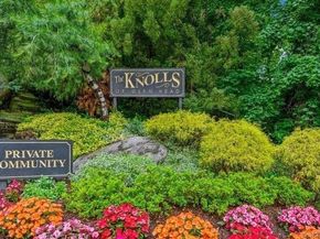 31 The Glen 31, Glen Head NY 11545