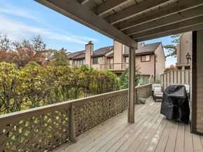 31 The Glen 31, Glen Head NY 11545