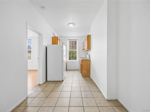 71-11 68th Street, Ridgewood NY 11385