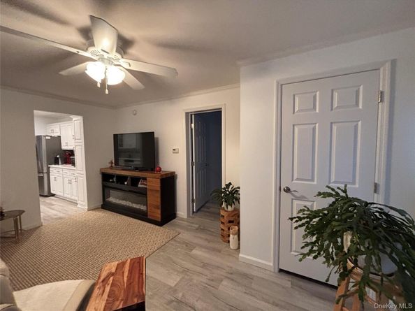 61 Forge Road 29, Riverhead NY 11901