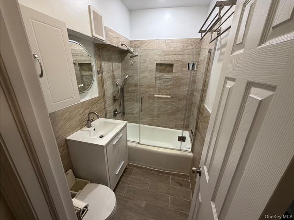 76-26 113 Street 6 H, Forest Hills NY 11375