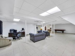 2 Old Bridge Court, Melville NY 11747