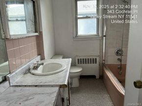 343 Cochran Place, Valley Stream NY 11581