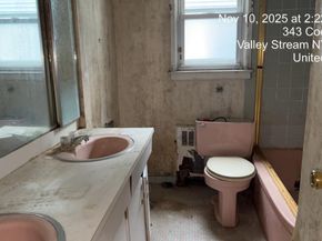 343 Cochran Place, Valley Stream NY 11581