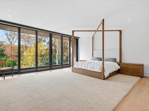 21 Westwood Road, Wainscott NY 11975