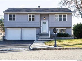 58 Hauppauge Road, Hauppauge NY 11788