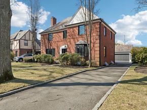 116 Kildare Road, Garden City NY 11530
