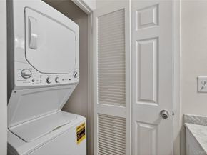 18 Granada Crescent 14, White Plains NY 10603