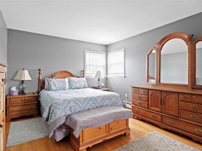 830 N Broome Avenue, Lindenhurst NY 11757