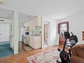 830 N Broome Avenue, Lindenhurst NY 11757