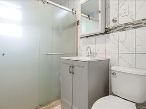 139-05 85th Drive 4G, Briarwood NY 11435