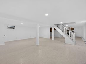 10424 208th Street, Queens Village NY 11429