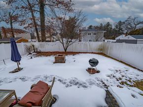 345 Collington Drive, Ronkonkoma NY 11779