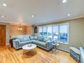 345 Collington Drive, Ronkonkoma NY 11779