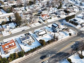 24 Elderberry Road, Syosset NY 11791