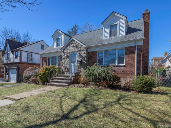 8610 250th Street, Bellerose NY 11426