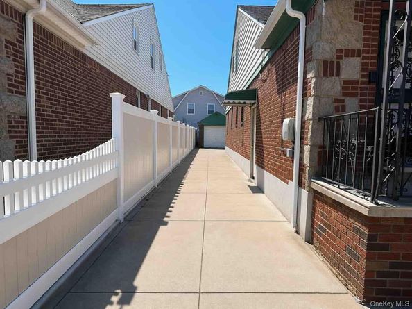 18216 141st Avenue, Springfield Gardens NY 11413