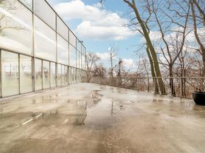 2500 Johnson Avenue 8K, Bronx NY 10463