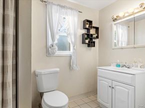 729 Taylor Avenue, Bronx NY 10473