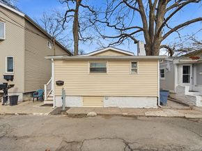 133B Edgewater Park 133B, Bronx NY 10465