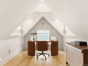 217 Hommocks Road, Larchmont NY 10538