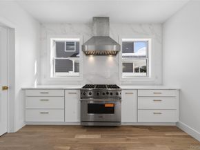 286 Dorchester Road, Garden City South NY 11530