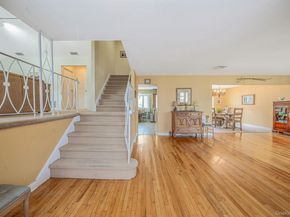 2897 Wynsum Avenue, Merrick NY 11566