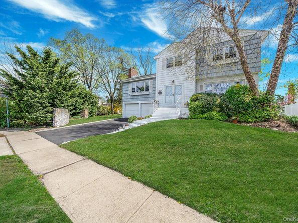 2897 Wynsum Avenue, Merrick NY 11566