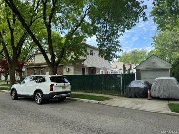 242-19 83rd Avenue, Bellerose NY 11426