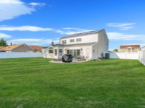 128 Pace Drive S, West Islip NY 11795