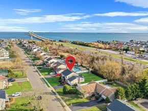 128 Pace Drive S, West Islip NY 11795