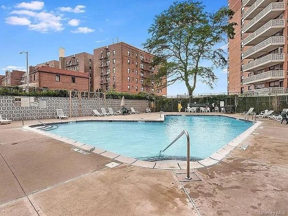 40 Brighton 1st Road 7O, Brooklyn NY 11235