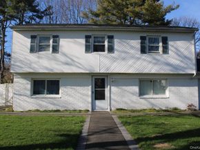 19 South Lane, Huntington NY 11743