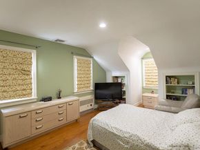 215-15 86th Avenue, Hollis Hills NY 11427