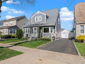 13 Spruce Street, Hicksville NY 11801