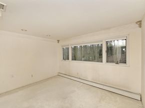 10 Ponderosa Drive, Melville NY 11747