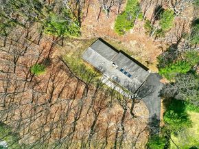 10 Ponderosa Drive, Melville NY 11747
