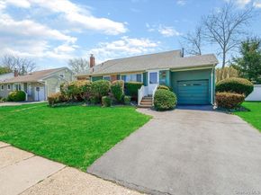 24 Jerold Street, Plainview NY 11803