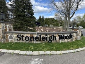 156 Stoneleigh Drive, Riverhead NY 11901