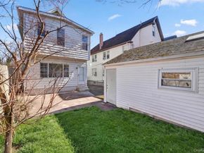 124 Sherwood Avenue, Yonkers NY 10704