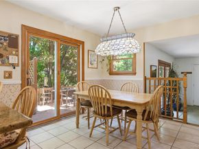 23 Abbey Lane, Setauket NY 11733