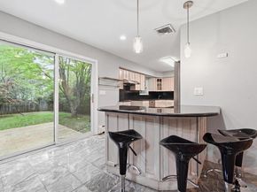 140 North Street, Locust Valley NY 11560