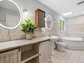 140 North Street, Locust Valley NY 11560