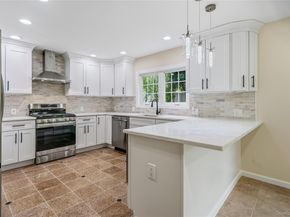 244 Water Lane S, Wantagh NY 11793