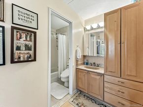 200 High Point Drive 214, Hartsdale NY 10530