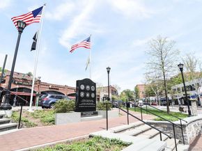 200 High Point Drive 214, Hartsdale NY 10530