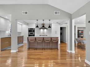 2 Sherwood Lane, Roslyn Heights NY 11577