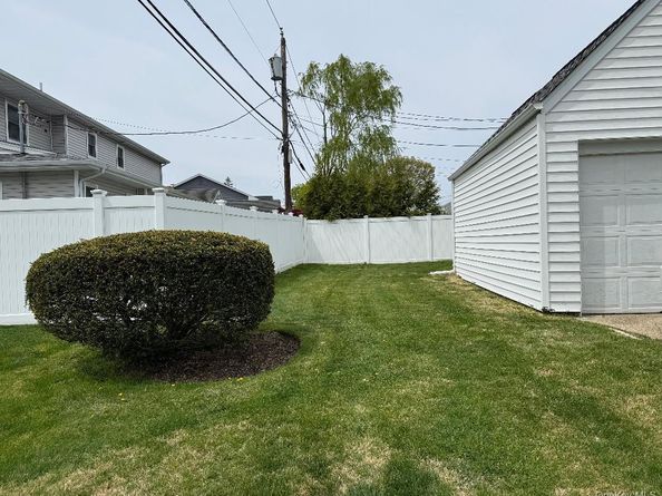 530 Colonade Road, West Hempstead NY 11552
